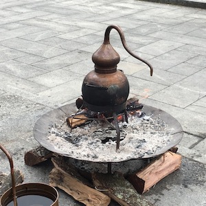 Photograph of an Alembic.| Author: Susana deOliveira Alembic, an ancient distillation apparatus.