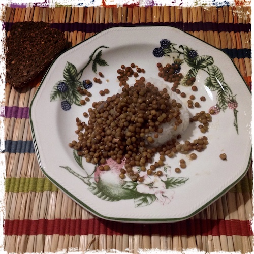 Lenjetas y arroz, estilo nepalí.
